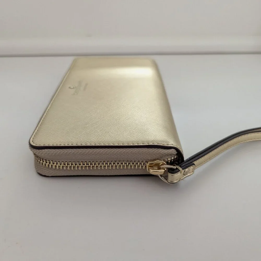 New? Mint Condition!! Kate Spade New York Gold Wallet Wristlet - Picture 5 of 13